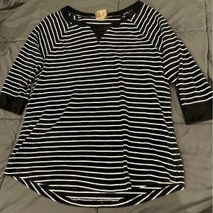 Women’s Calvin Klein Top Size XL